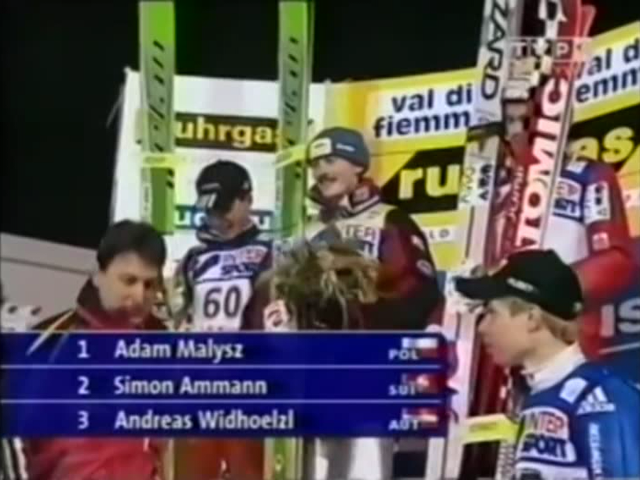 Podium sobotniego konkursu w Predazzo (TVP)